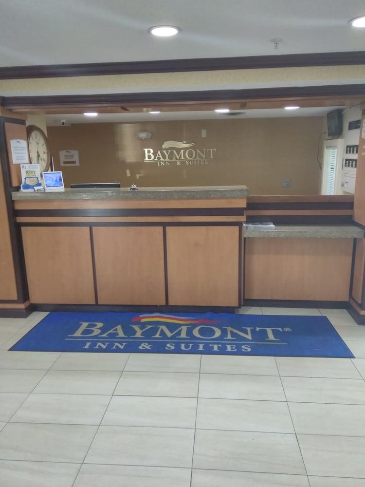 Hotel Baymont By Wyndham Madison Heights Detroit Area Exterior foto